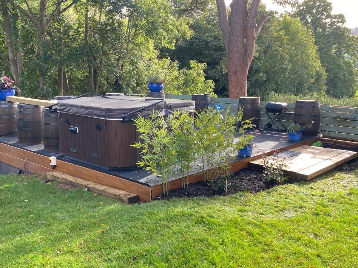 Mountain View Cottage, Hot Tub , Stunning Views Llanhamlach Exterior photo